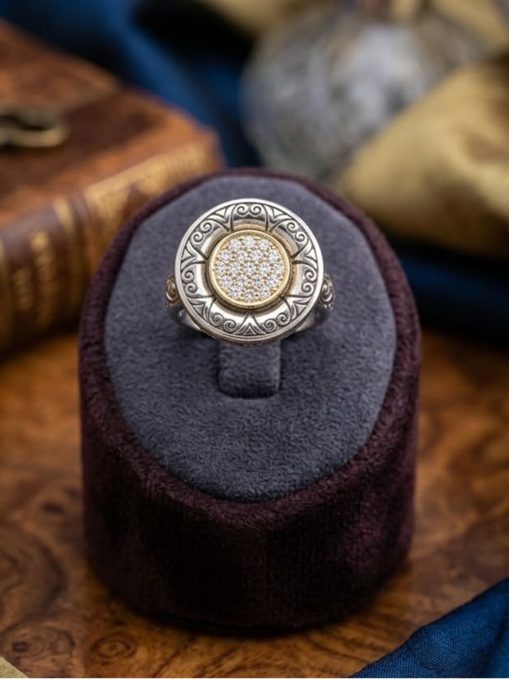 Brighton Two Tone Pavé Crystal Medallion Ring Scroll Band Size 7.5 3140